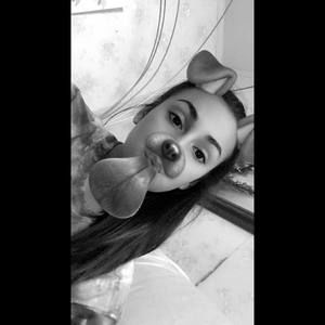 Meet your Posher, Eva